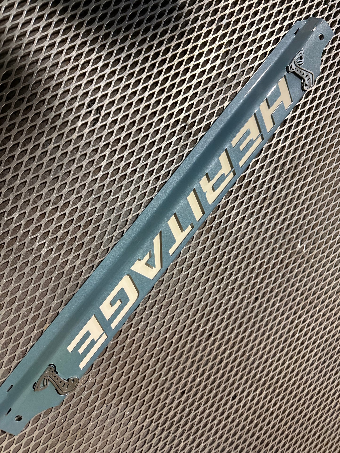 HERITAGE EDITION RADIATOR PLATE