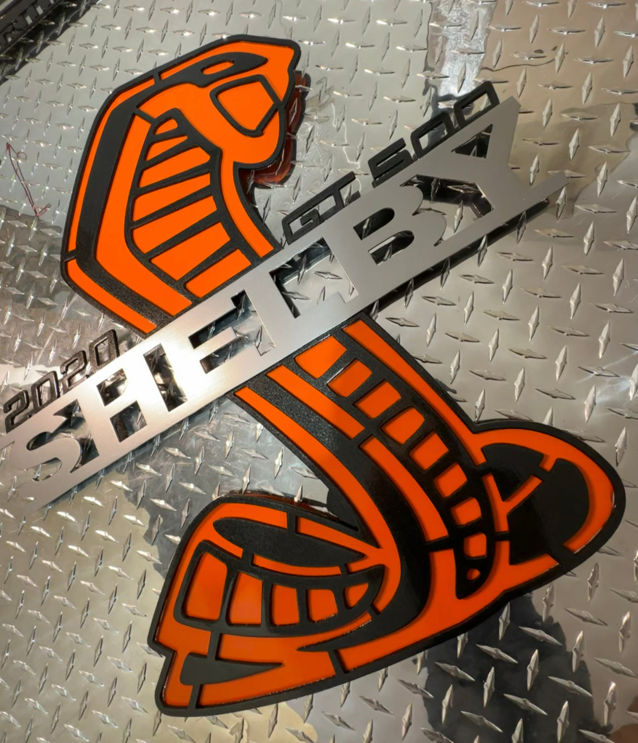 Shelby gt500 hood prop, twister orange and black